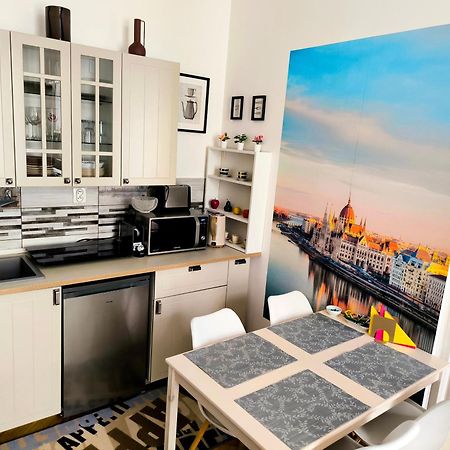 Margaret & Violet Apartments - Peaceful Stay Downtown Βουδαπέστη Εξωτερικό φωτογραφία