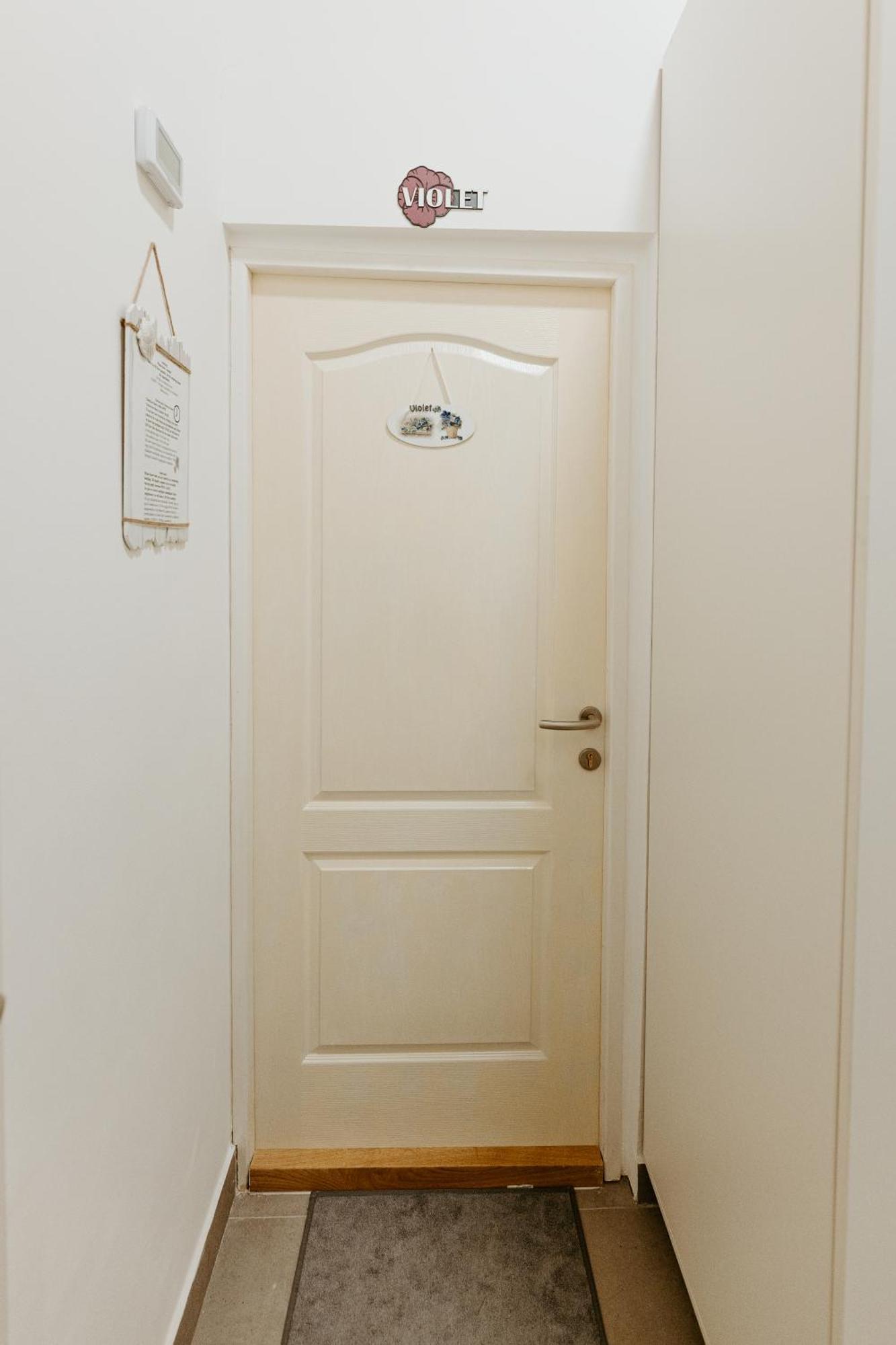 Margaret & Violet Apartments - Peaceful Stay Downtown Βουδαπέστη Εξωτερικό φωτογραφία