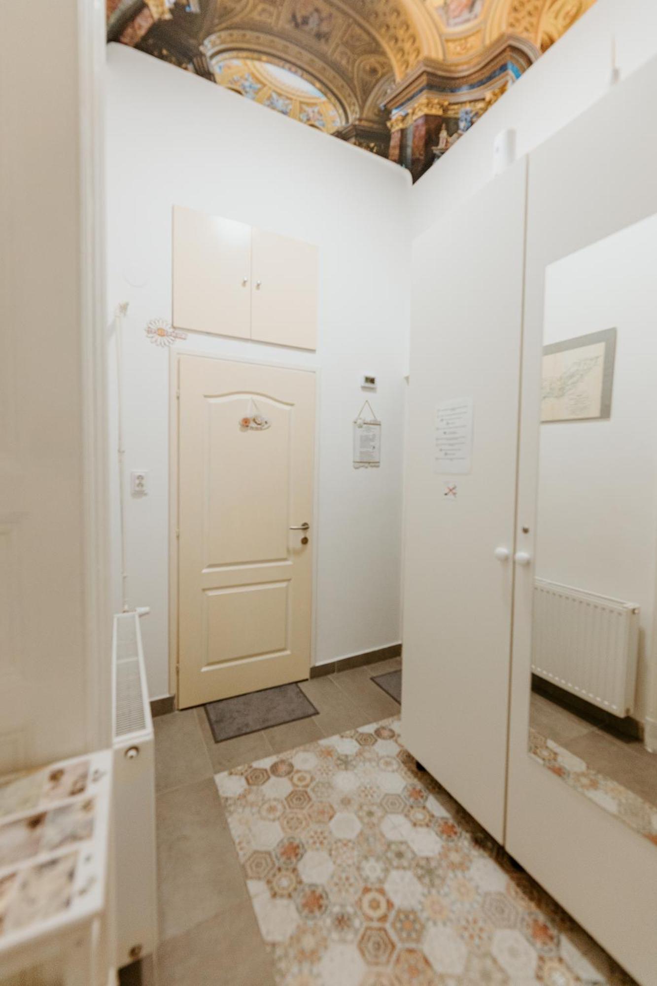Margaret & Violet Apartments - Peaceful Stay Downtown Βουδαπέστη Εξωτερικό φωτογραφία