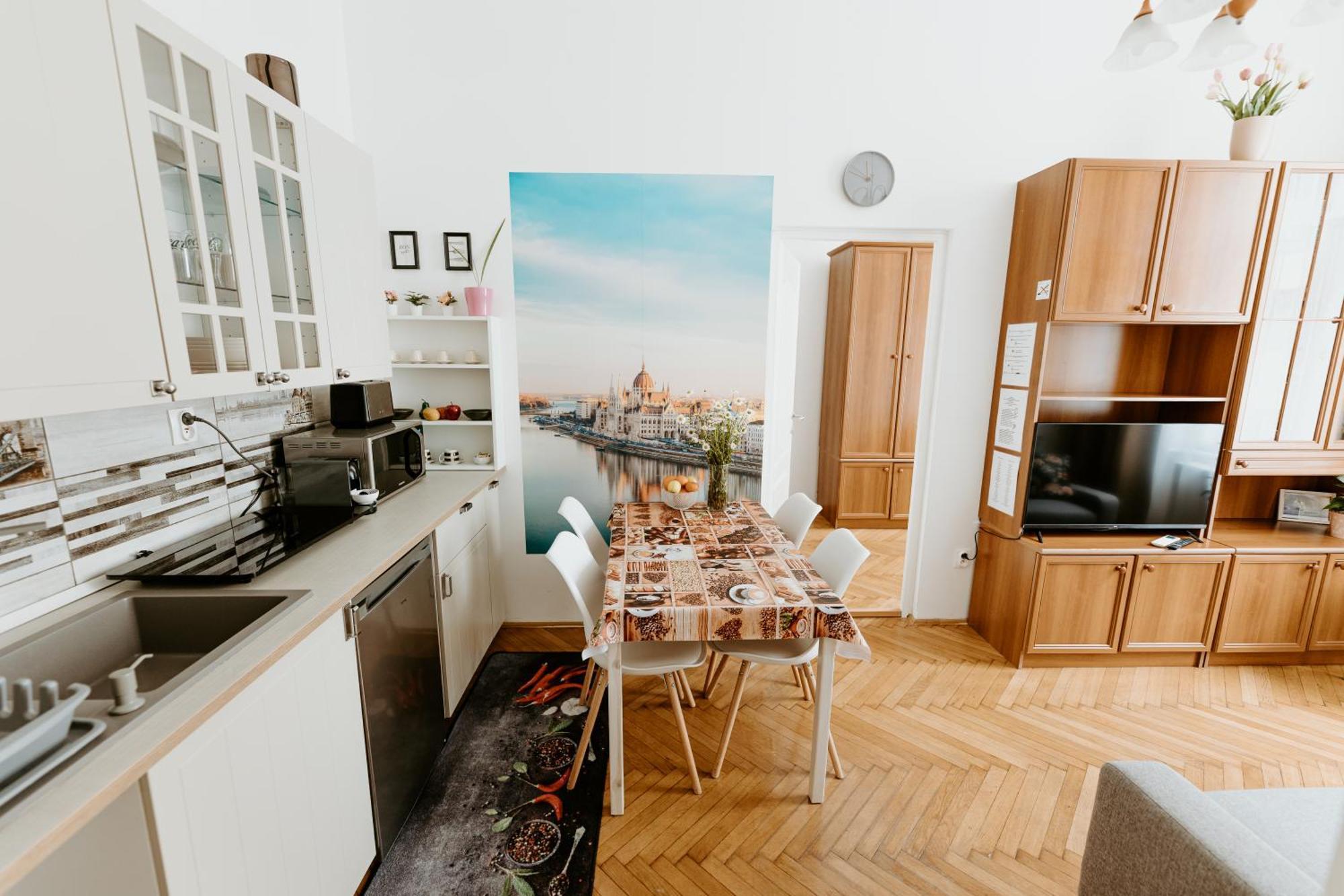 Margaret & Violet Apartments - Peaceful Stay Downtown Βουδαπέστη Εξωτερικό φωτογραφία