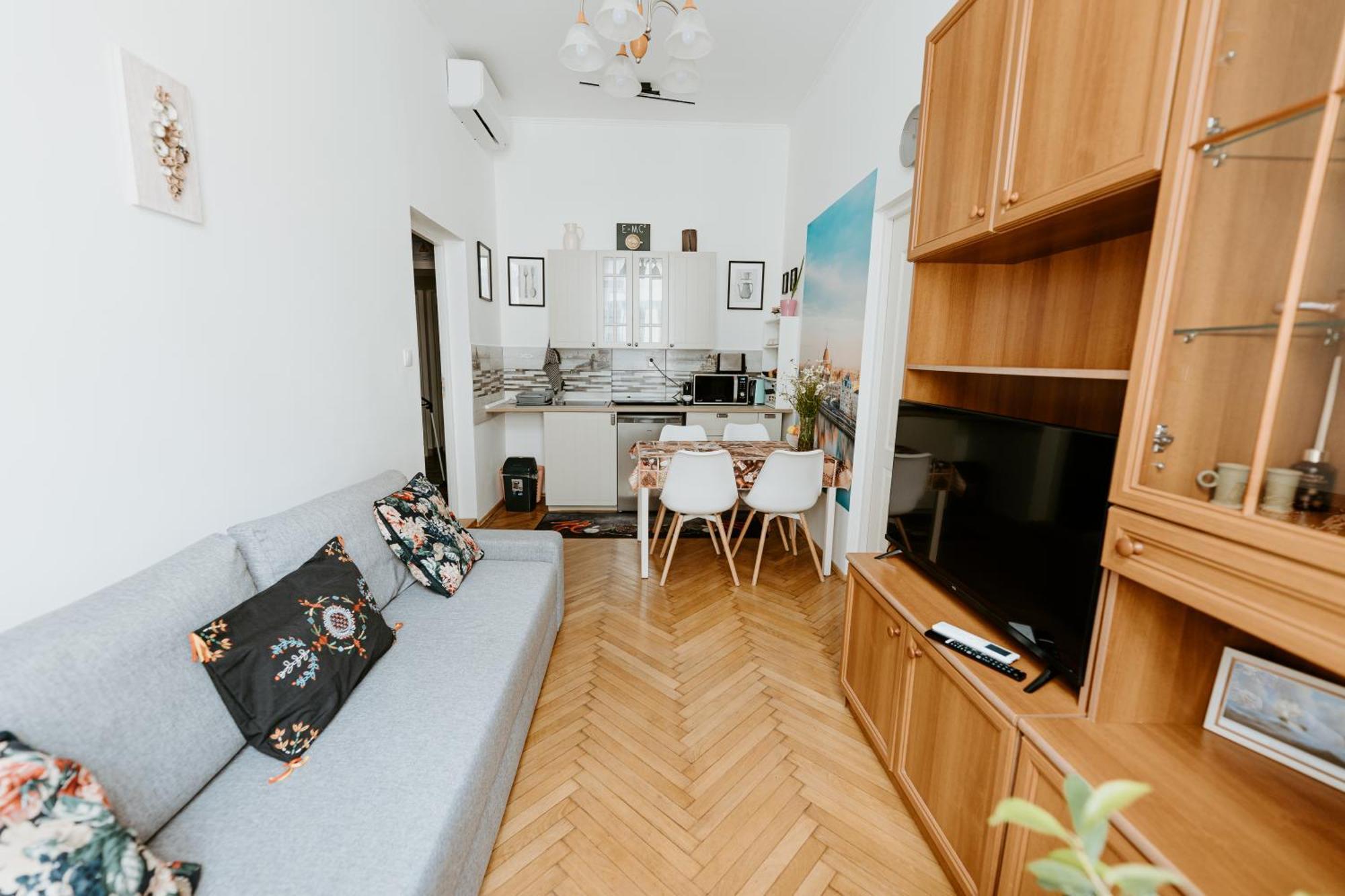 Margaret & Violet Apartments - Peaceful Stay Downtown Βουδαπέστη Εξωτερικό φωτογραφία